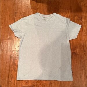 Kenneth Cole Light Blue Short Sleeve V neck Tee